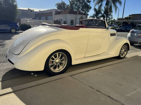 1937 Ford Cabriolet
