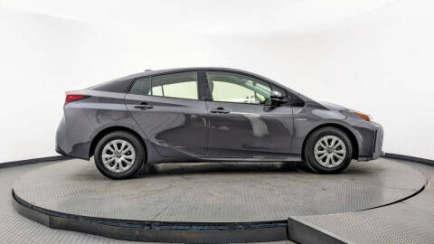 2022 Toyota Prius LE