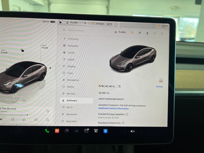 2022 Tesla Model 3 Base photo 26