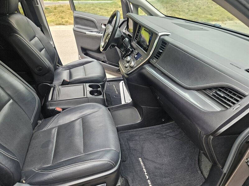 2015 Toyota Sienna