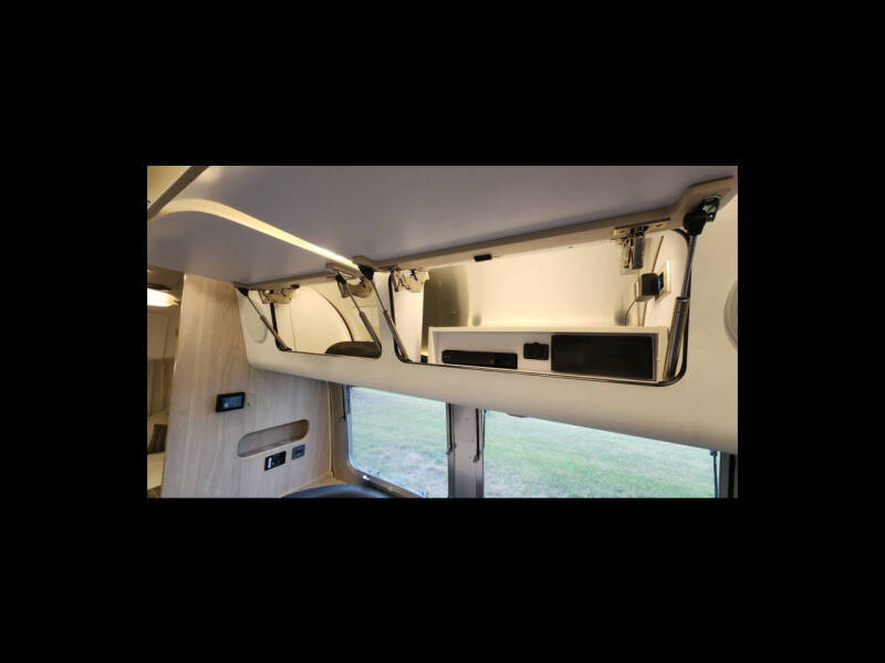 2022 Airstream Globetrotter