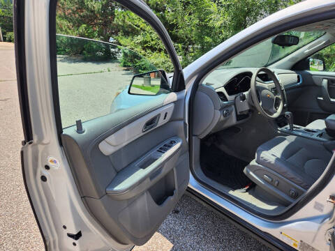 2016 Chevrolet Traverse LS