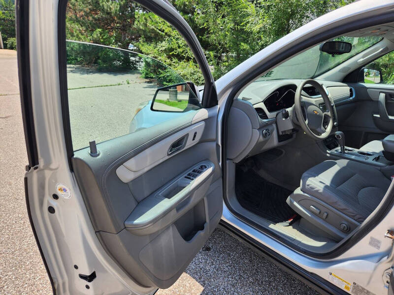 2016 Chevrolet Traverse LS