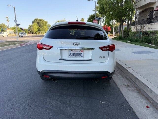2011 Infiniti FX35