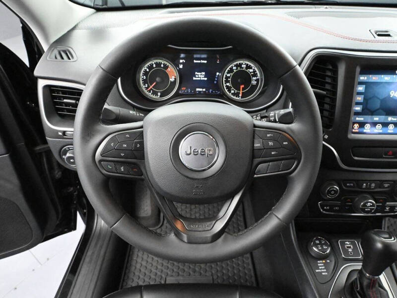 2022 Jeep Cherokee Trailhawk