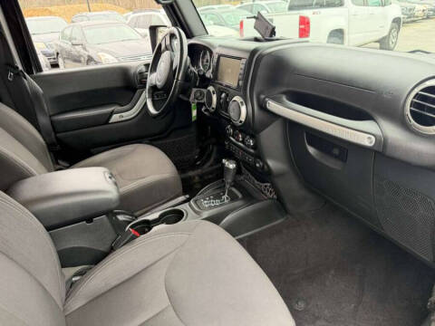 2017 Jeep Wrangler Unlimited Smoky Mountain