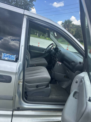 2006 Dodge Grand Caravan SE