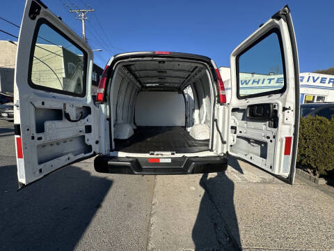 2019 Chevrolet Express 2500