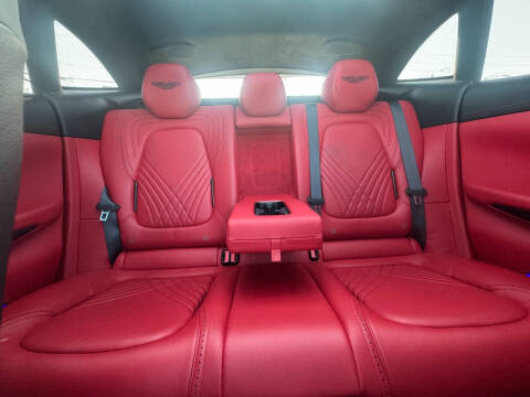 2021 Aston Martin DBX