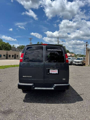 2017 Chevrolet Express LS 3500