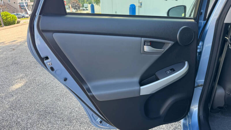 2012 Toyota Prius Plug-in Hybrid