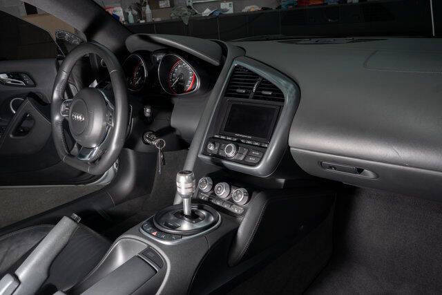 2011 Audi R8 5.2 quattro