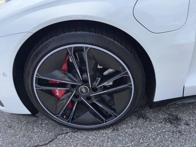 2022 Audi RS e-tron GT quattro