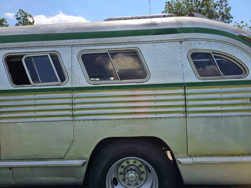 1948 Flxible Bus/RV