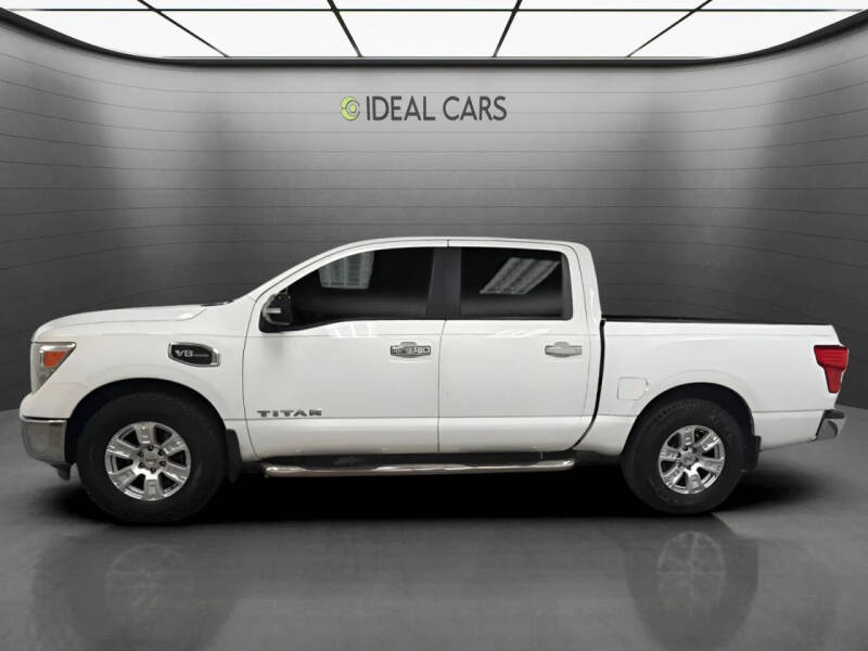2017 Nissan Titan