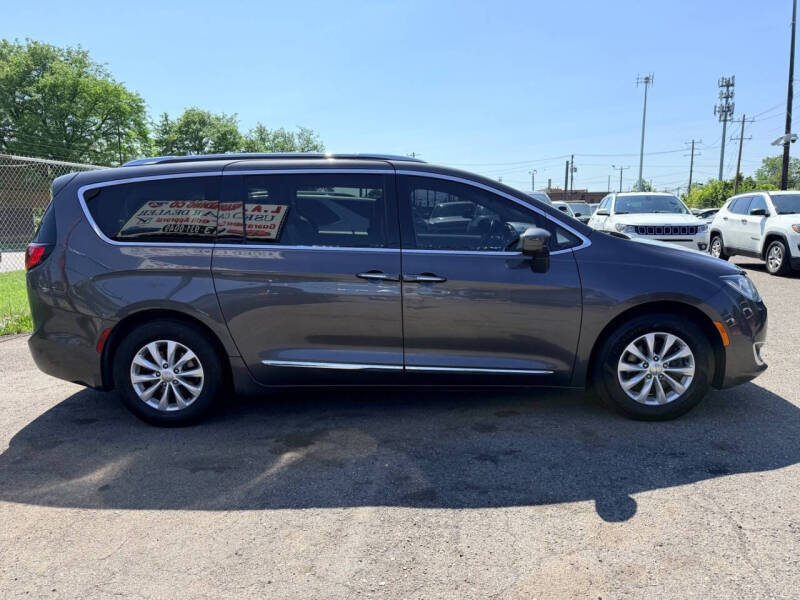 2018 Chrysler Pacifica Touring L Plus