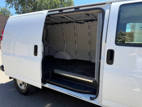 2021 Chevrolet Express 3500