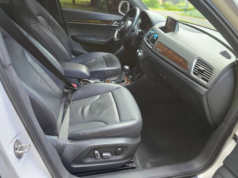 2016 Audi Q3 2.0T quattro Premium Plus