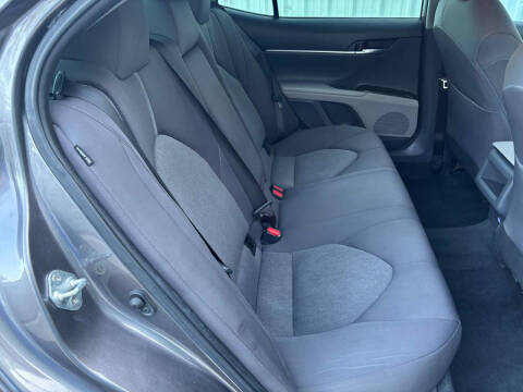 2022 Toyota Camry LE