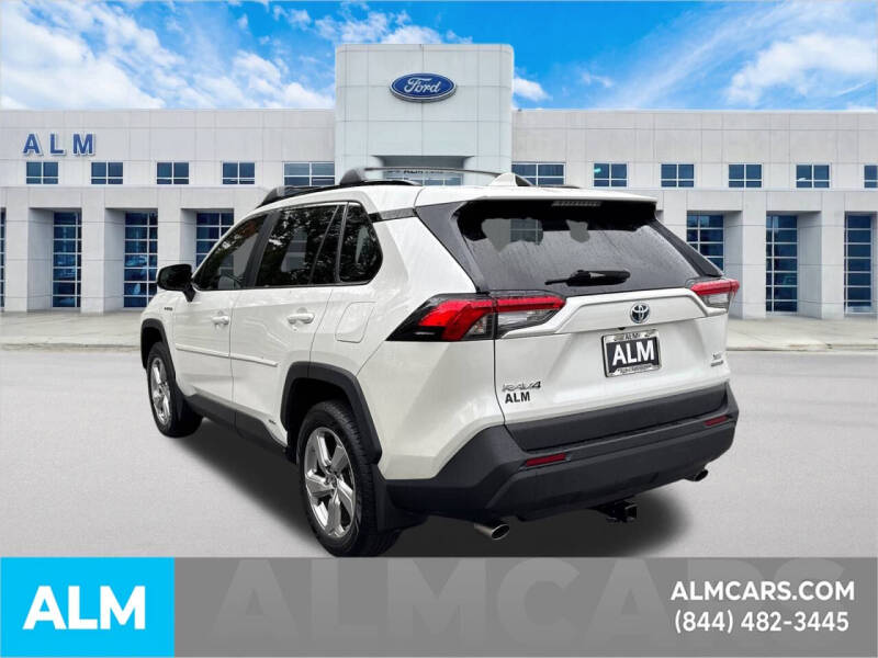 2021 Toyota RAV4 Hybrid XLE Premium