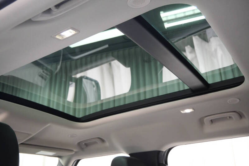 2020 Land Rover Defender 110 First Edition