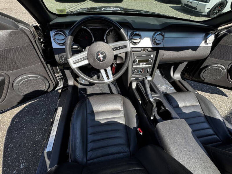 2005 Ford Mustang