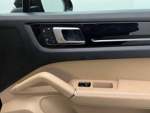 2022 Porsche Cayenne