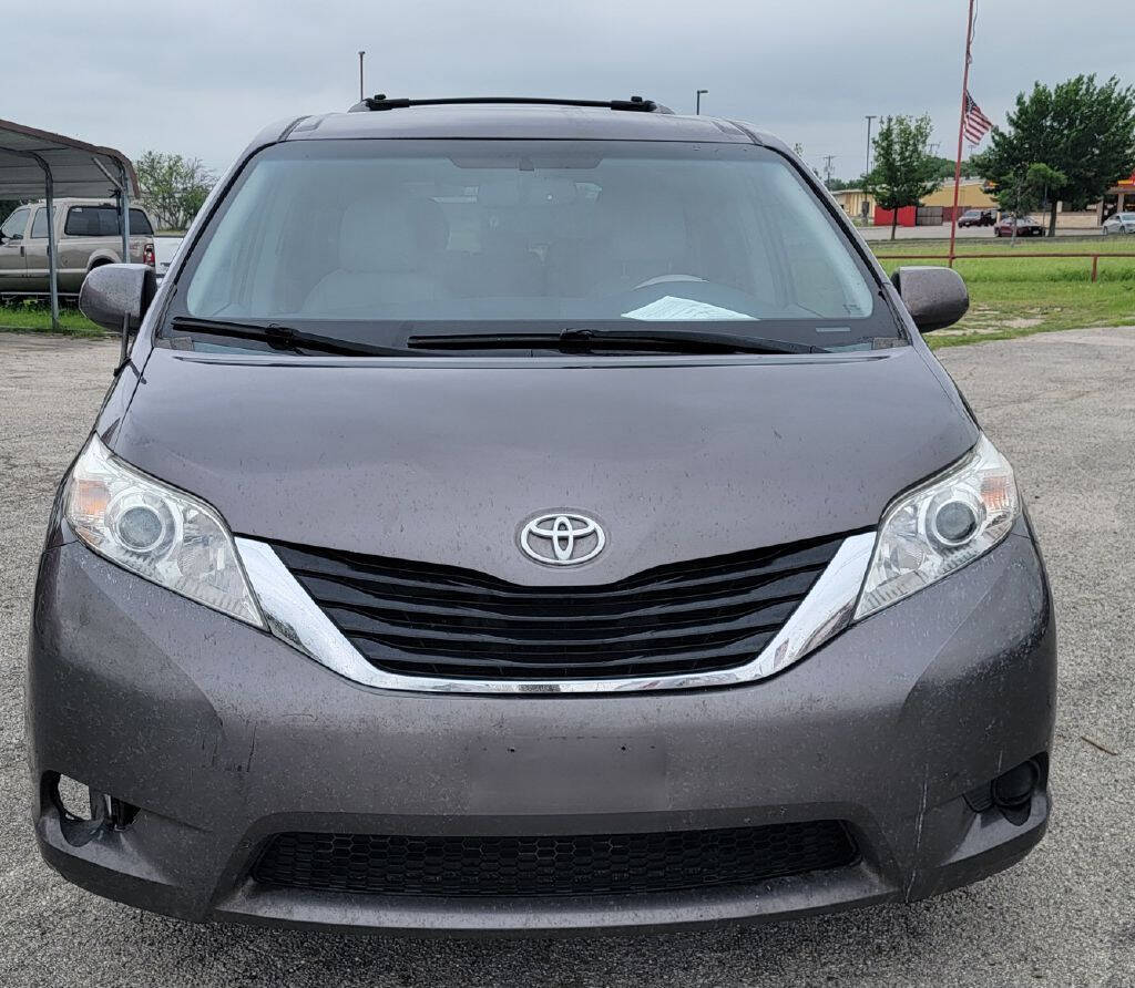 2012 Toyota Sienna for sale at Auto Auction 4 U, LLC in Converse, TX