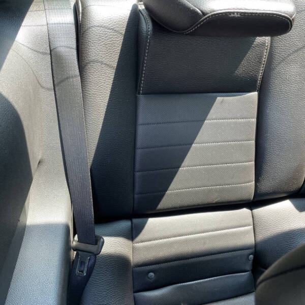 2012 Ford Mustang V6 Premium