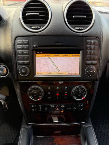 2011 Mercedes-Benz GL-Class GL 550 4MATIC