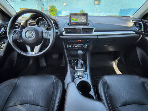 2016 Mazda MAZDA3 s Grand Touring