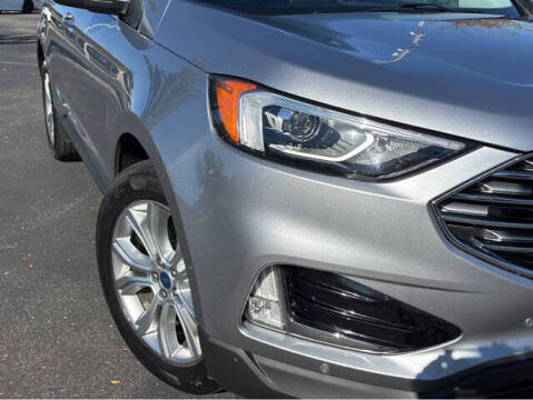 2021 Ford Edge Titanium