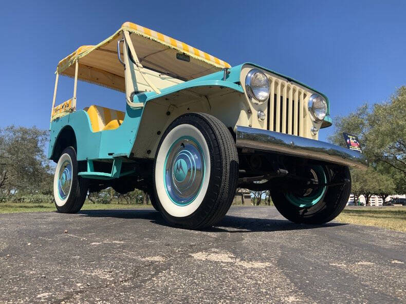 1960 Willys Surrey Gala
