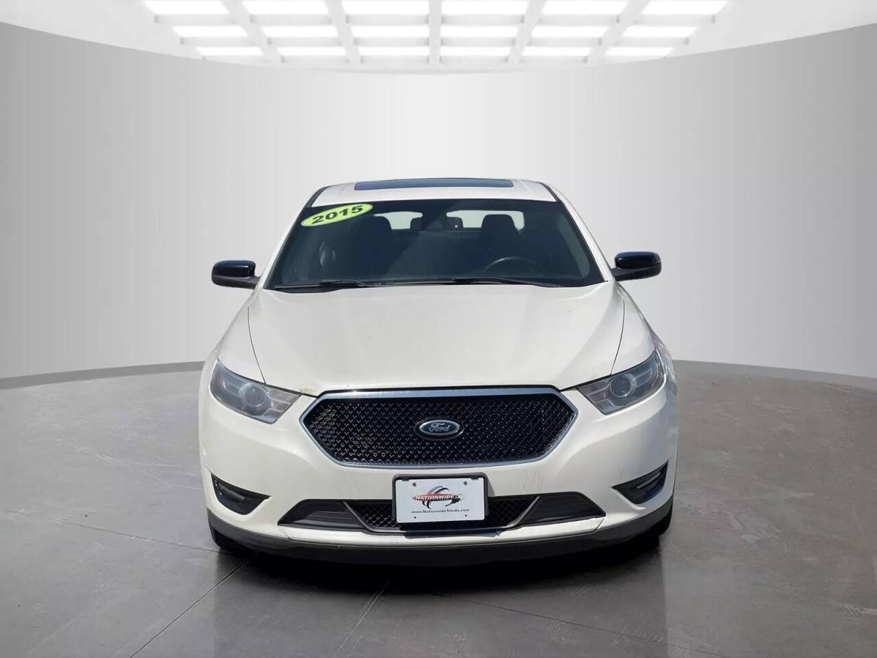 2015 Ford Taurus for sale at Used Cars Toledo in Oregon, OH