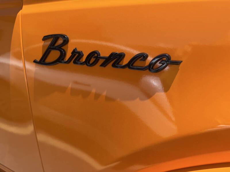 2024 Ford Bronco Outer Banks