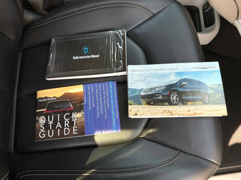 2023 Chrysler Pacifica Touring L