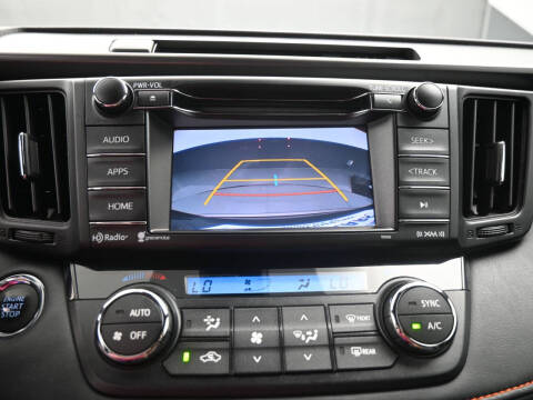 2017 Toyota RAV4 SE