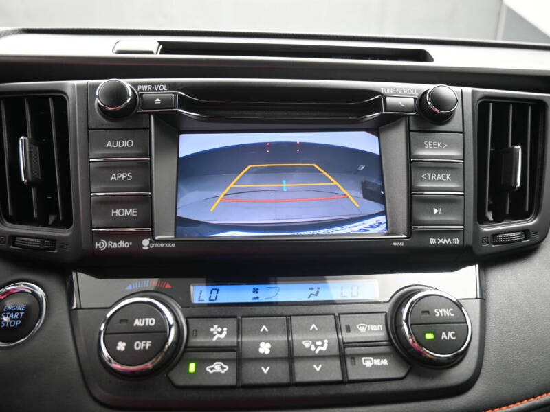 2017 Toyota RAV4 SE