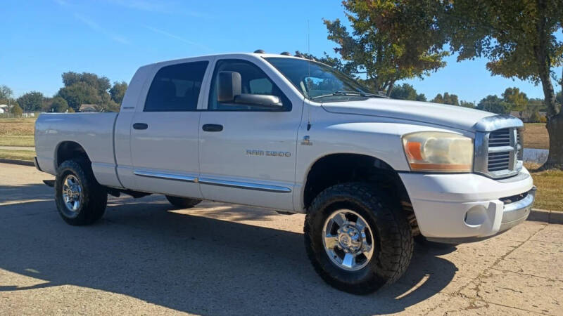2006 Dodge Ram 3500 Pickup Laramie's photo