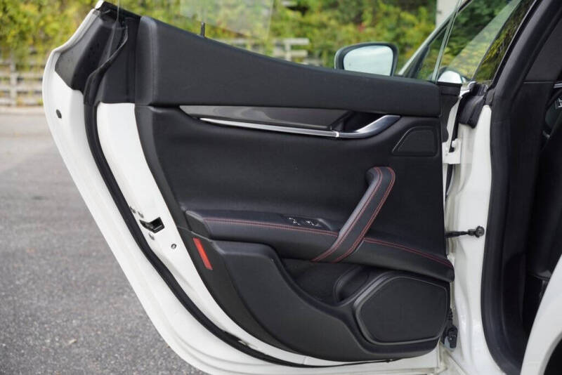 2019 Maserati Ghibli