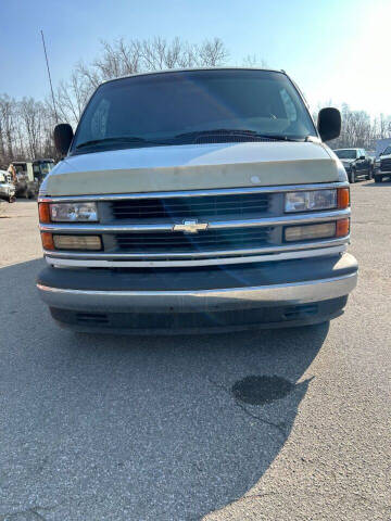 2001 Chevrolet Express 1500