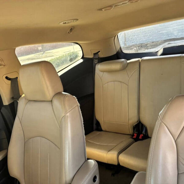 2012 Chevrolet Traverse LTZ