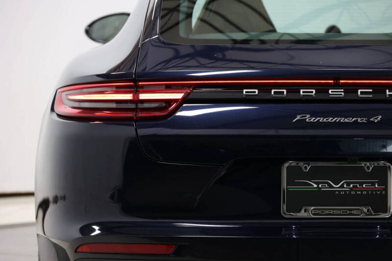 2018 Porsche Panamera