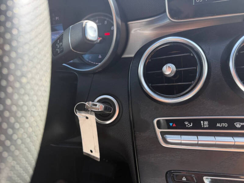 2019 Mercedes-Benz GLC GLC 300 4MATIC