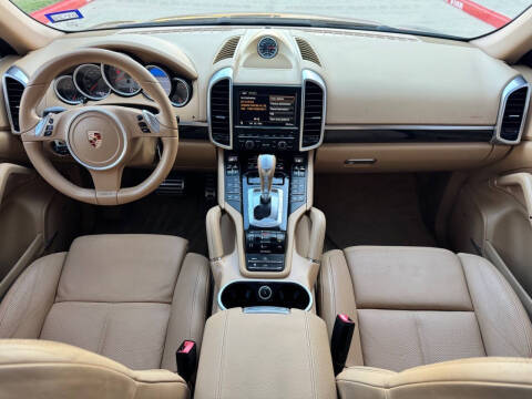 2012 Porsche Cayenne S