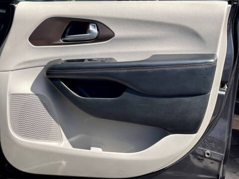 2018 Chrysler Pacifica Touring L