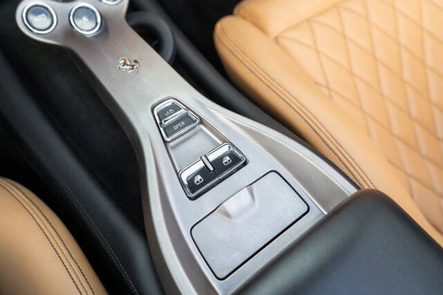 2011 Ferrari California 24