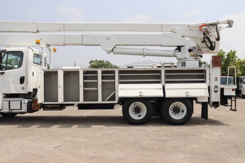 2017 Freightliner M2 106