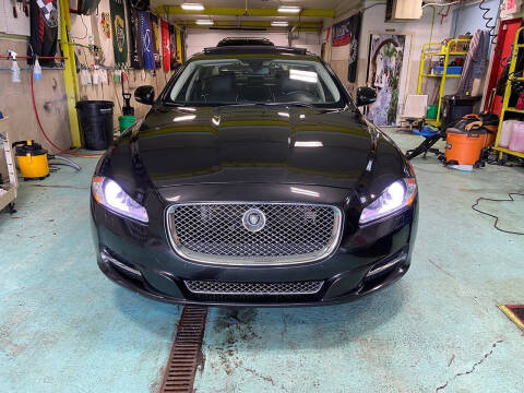 2013 Jaguar XJL Portfolio