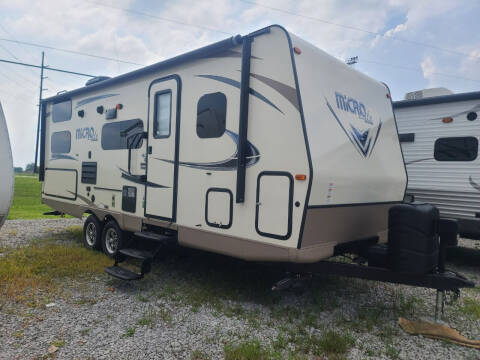 2017 Flagstaff Micro-Mini 25BRDS for sale at Kentuckiana RV Wholesalers in Charlestown IN